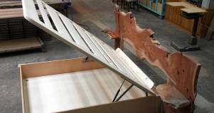 Letto Eucalipto in legno su misura artigianale